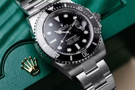 Rolex prices are falling and supplies are rising .